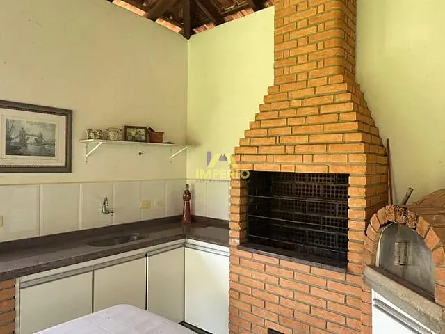 Casa 4 quartos e 3 banheiros, à venda, no bairro Condomínio Monte Belo em Salto