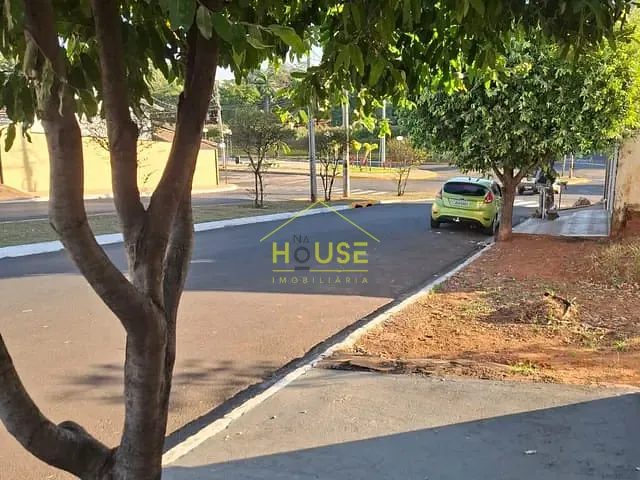 Casa com 200m² 3 quartos e 2 banheiros, à venda, no bairro Jd. doa Ipês em Valentim Gentil