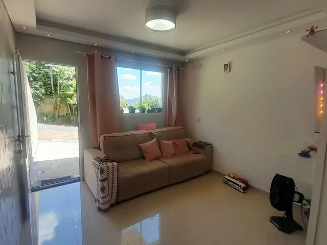Casa 2 quartos e 2 banheiros, à venda, no bairro Ipês (Polvilho) em Cajamar