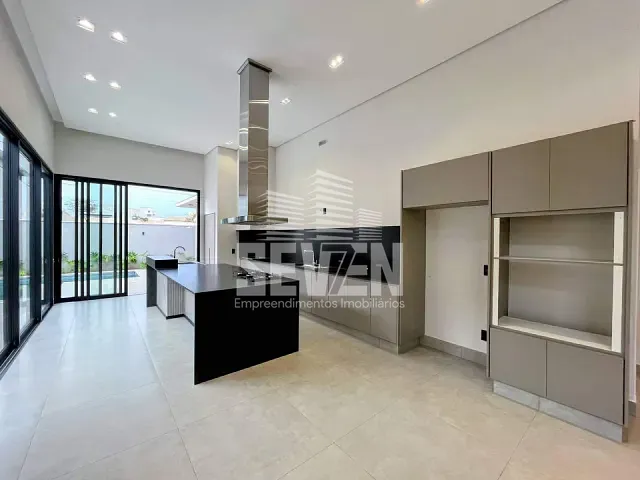 Casa 3 quartos e 4 banheiros, à venda, no bairro Residencial Estoril Premium em Bauru