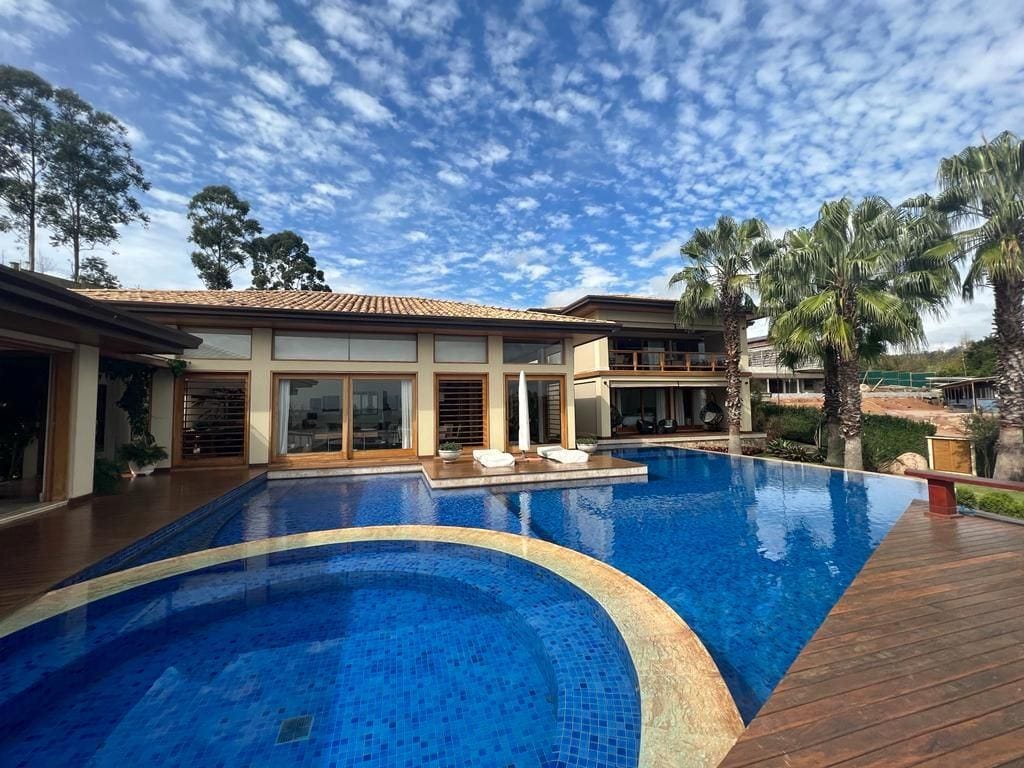 Casa em Condomínio Fazenda da Grama Golf Club — foto 1