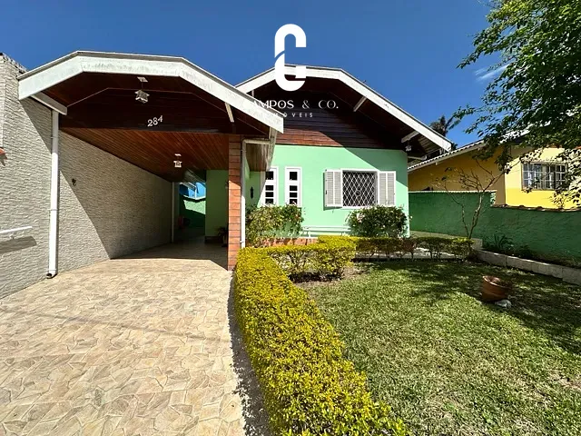 Casa com 250m² 2 quartos e 2 banheiros, à venda, no bairro Jardim Otto Baumgart em Campos do Jordão