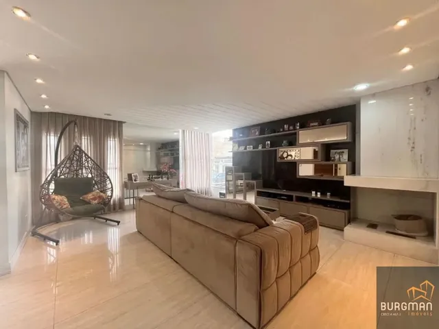 Casa com 200m² 4 quartos e 5 banheiros, à venda, no bairro Atuba em Curitiba