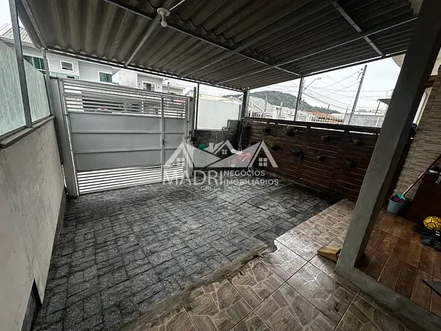 Casa com 117m² 2 quartos e 1 banheiro, à venda, no bairro Bela Vista em Palhoça
