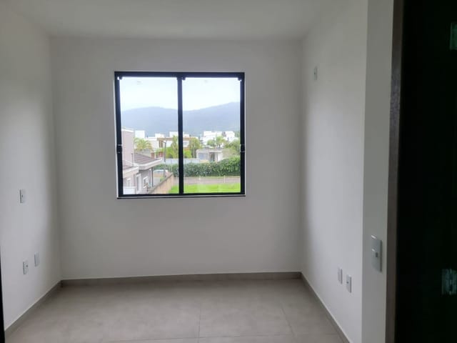 Casa com 170m² 3 quartos e 2 banheiros, à venda, no bairro São João do Rio Vermelho em Florianópolis