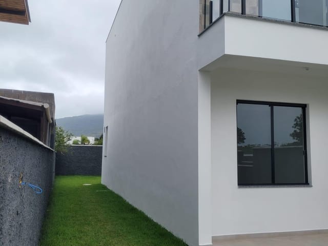 Casa com 170m² 3 quartos e 2 banheiros, à venda, no bairro São João do Rio Vermelho em Florianópolis