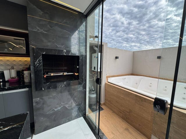 Casa com 126m² 3 quartos e 4 banheiros, à venda, no bairro Jardim Ecoville I em Cambé
