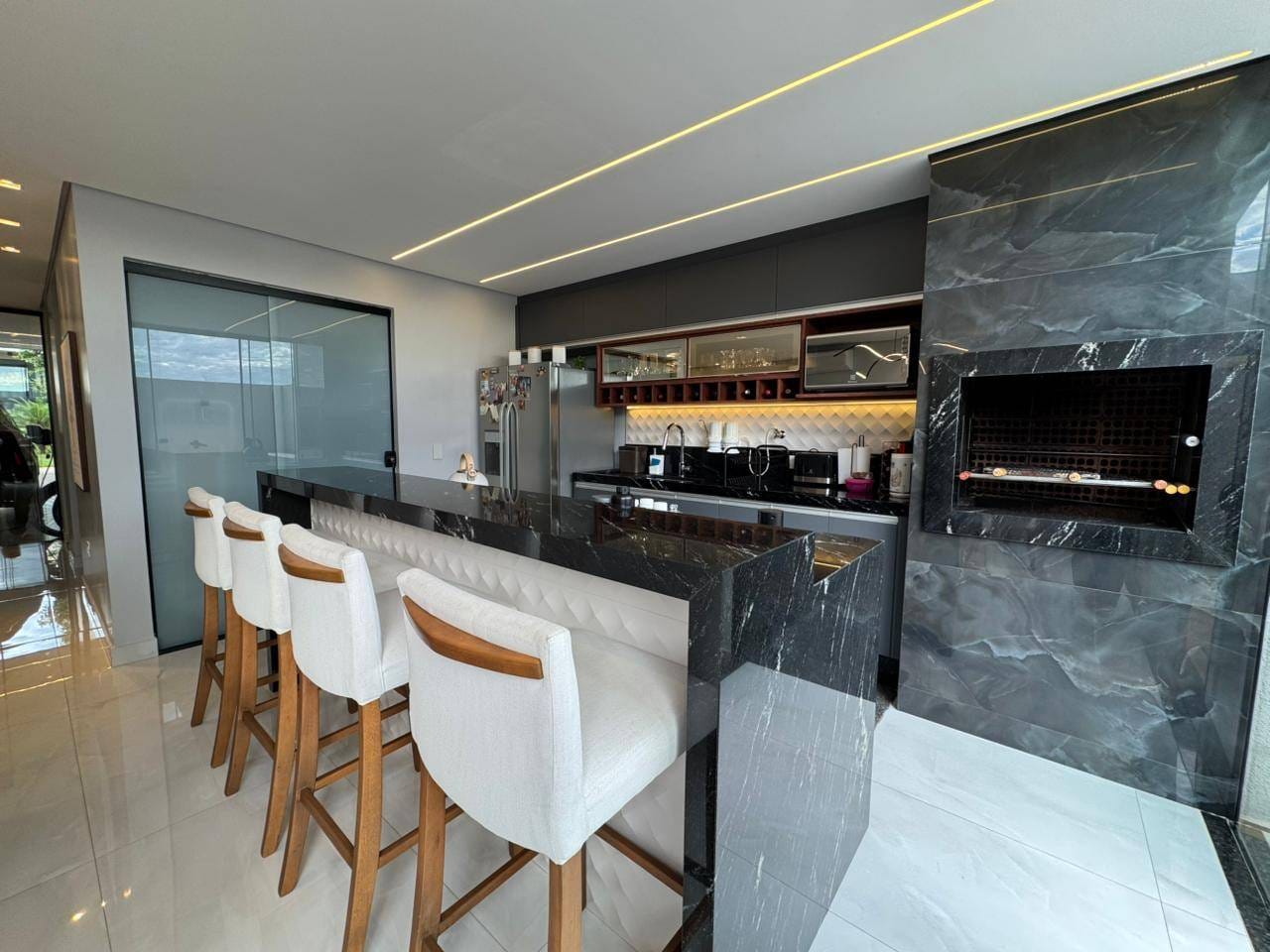 Casa, 3 quartos, 162 m² - Foto 2