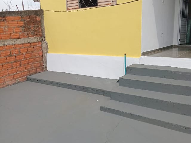 Casa com 250m² 2 quartos e 1 banheiro, à venda, no bairro Jardim Santa Rosa em Campinas