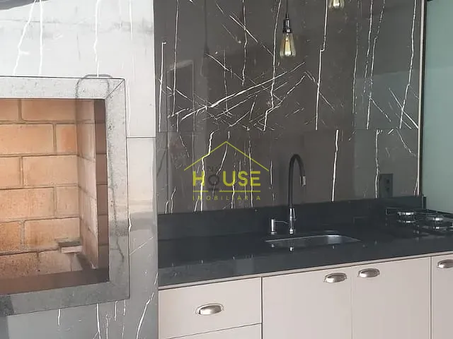 Casa 2 quartos e 1 banheiro, à venda, no bairro Pozzobon em Votuporanga