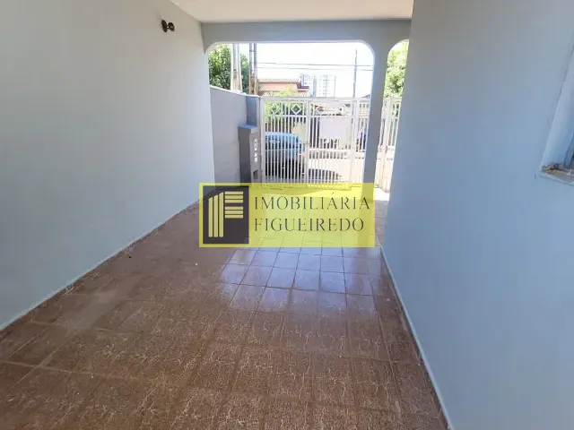 Casa com 110m² 3 quartos e 1 banheiro, para alugar, no bairro Jardim Urano em São José do Rio Preto