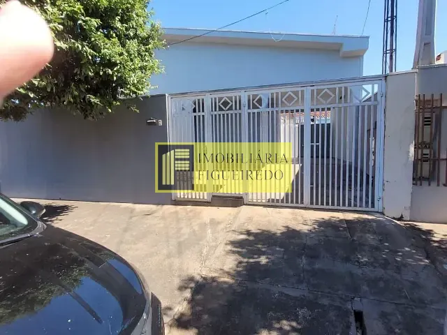 Casa com 110m² 3 quartos e 1 banheiro, para alugar, no bairro Jardim Urano em São José do Rio Preto