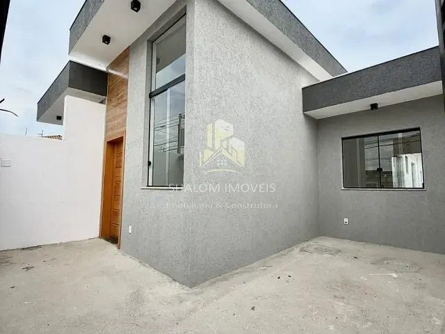 Casa 3 quartos e 2 banheiros, à venda, no bairro Planalto em Belo Horizonte
