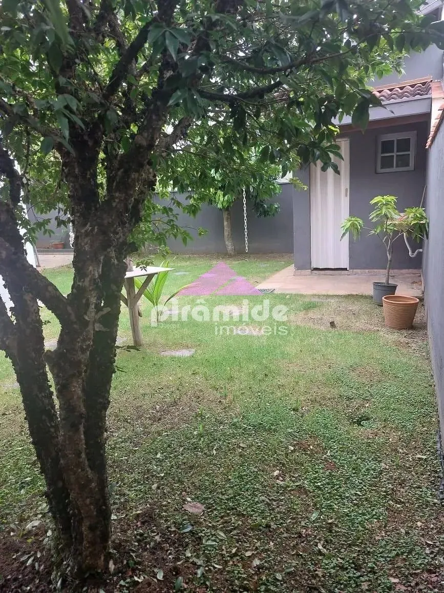 Casa, 4 quartos, 223 m² - Foto 10
