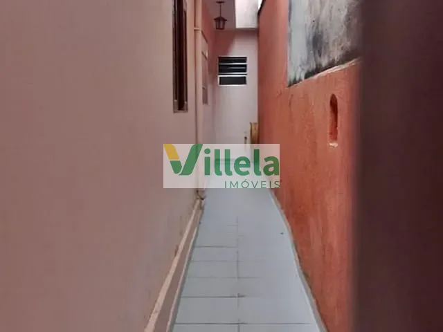 Casa com 200m² 2 quartos e 2 banheiros, à venda, no bairro Vila Perreli em Poá