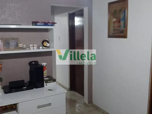 Casa com 200m² 2 quartos e 2 banheiros, à venda, no bairro Vila Perreli em Poá