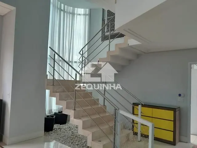 Casa com 418m² 4 quartos e 4 banheiros, à venda, no bairro City Bussocaba em Osasco