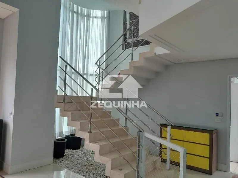 Casa, 4 quartos, 600 m² - Foto 1