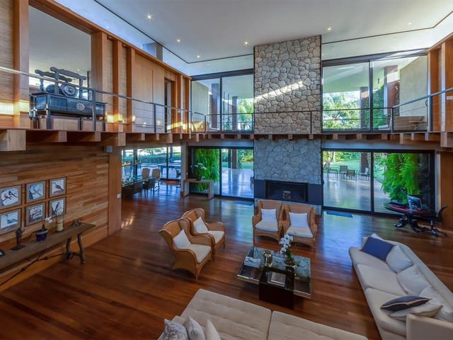 Casa com 3300m² 5 quartos e 10 banheiros, à venda ou para alugar, no bairro Condomínio Fazenda da Grama Golf Club em Itupeva
