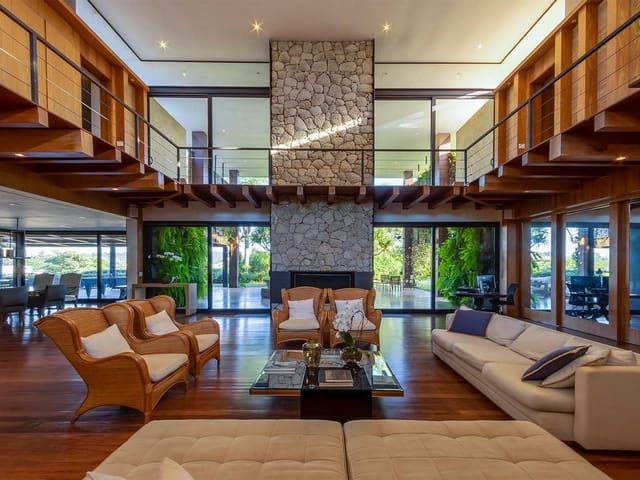 Casa com 3300m² 5 quartos e 10 banheiros, à venda ou para alugar, no bairro Condomínio Fazenda da Grama Golf Club em Itupeva