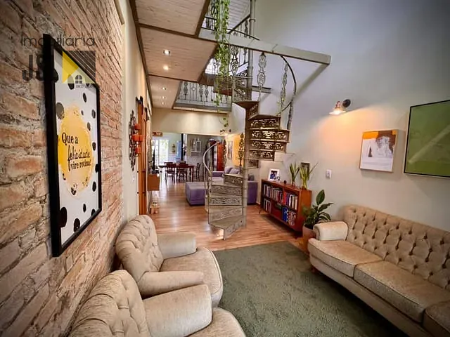 Casa com 180m² 3 quartos e 2 banheiros, à venda, no bairro Jardim Santo Antônio em Caçapava