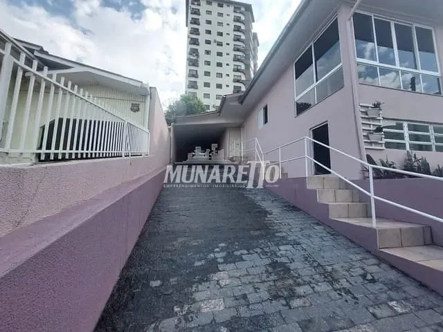 Casa com 145m² 3 quartos e 2 banheiros, à venda, no bairro Centro em Concórdia