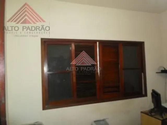 Casa com 100m² 3 quartos e 1 banheiro, à venda, no bairro Jardim Ipê em Mauá