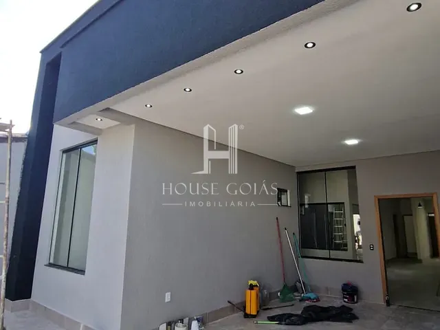 Casa com 270m² 3 quartos e 4 banheiros, à venda, no bairro Jardim Helvécia em Aparecida de Goiânia