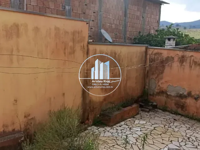 Casa com 128m² 2 quartos e 1 banheiro, à venda, no bairro Nossa Senhora do Guadalupe em Pouso Alegre