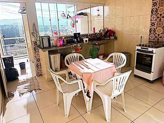 Casa com 150m² 3 quartos e 2 banheiros, à venda, no bairro Extremaville em Extrema