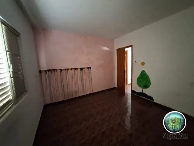 Casa 2 quartos e 2 banheiros, à venda, no bairro Centro em Votorantim