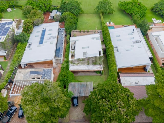 Casa com 1500m² 4 quartos e 5 banheiros, para alugar, no bairro Porto Feliz em Porto Feliz