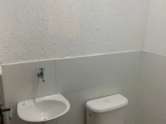 Casa 2 quartos e 3 banheiros, à venda, no bairro Parque Santo Antônio em Campos dos Goytacazes