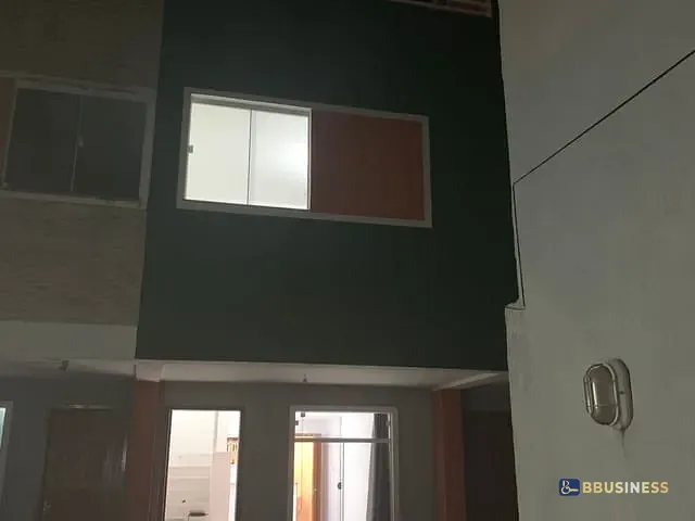 Casa 2 quartos e 3 banheiros, à venda, no bairro Parque Santo Antônio em Campos dos Goytacazes