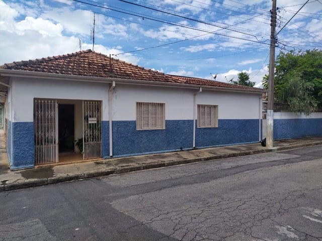 Foto do Casa - Casa muito bem localizada em Lorena | Imobiliária Domos