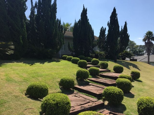 Casa com 2400m² 4 quartos e 4 banheiros, à venda, no bairro Condomínio Jardim das Palmeiras em Bragança Paulista