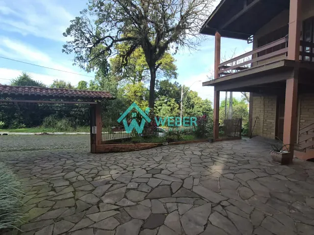 Casa com 370m² 3 quartos e 2 banheiros, para alugar, no bairro Boa Vista em Novo Hamburgo