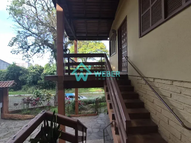 Casa com 370m² 3 quartos e 2 banheiros, para alugar, no bairro Boa Vista em Novo Hamburgo