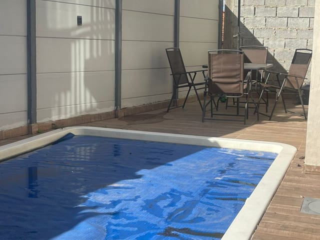 Casa 3 quartos e 2 banheiros, à venda, no bairro Centro em Vargem