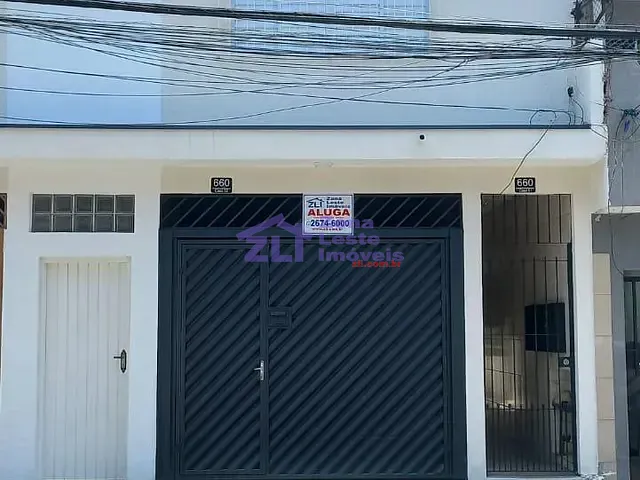 Casa com 100m² 3 quartos e 1 banheiro, para alugar, no bairro Parque Savoi City em São Paulo