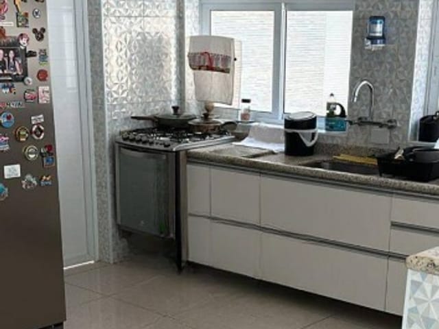 Casa com 360m² 4 quartos e 5 banheiros, à venda, no bairro Alphaville em Santana de Parnaíba