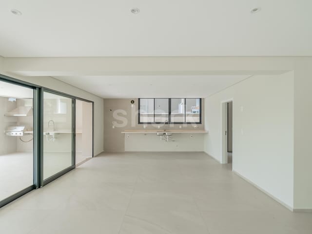 Casa com 420m² 5 quartos e 7 banheiros, à venda, no bairro Cidade Tamboré em Santana de Parnaíba