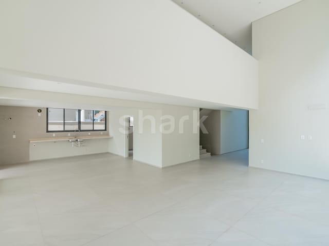 Casa com 420m² 5 quartos e 7 banheiros, à venda, no bairro Cidade Tamboré em Santana de Parnaíba