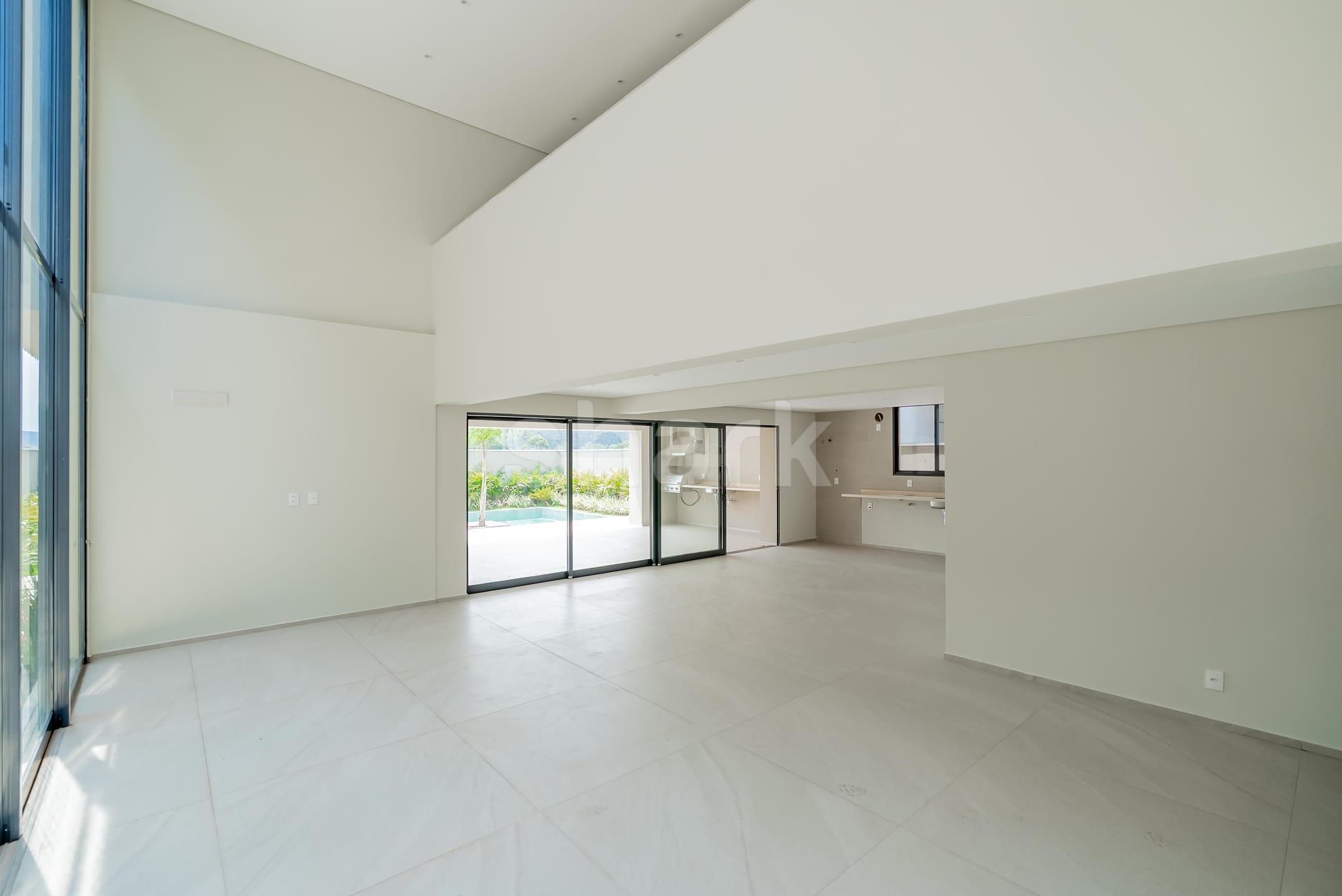 Casa em Cidade Tamboré — foto 2