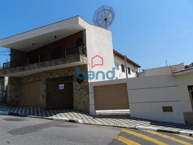 Casa com 350m² 3 quartos e 4 banheiros, à venda, no bairro Centro em Porto Feliz