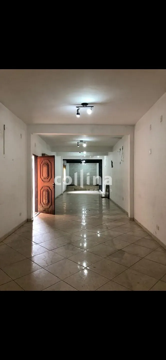 Casa, 1 quarto, 240 m² - Foto 1