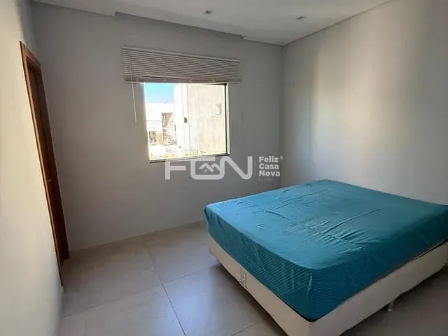 Casa com 205m², à venda, no bairro Centro em Camaçari