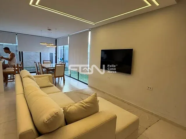 Casa com 205m², à venda, no bairro Centro em Camaçari