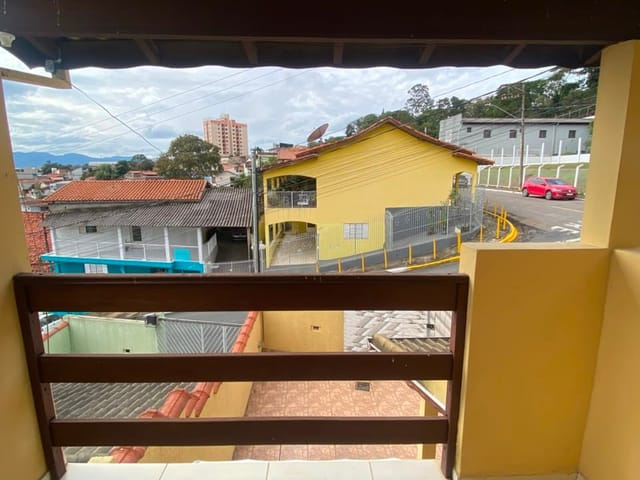 Casa 2 quartos e 2 banheiros, para alugar, no bairro Morbidelli em Extrema