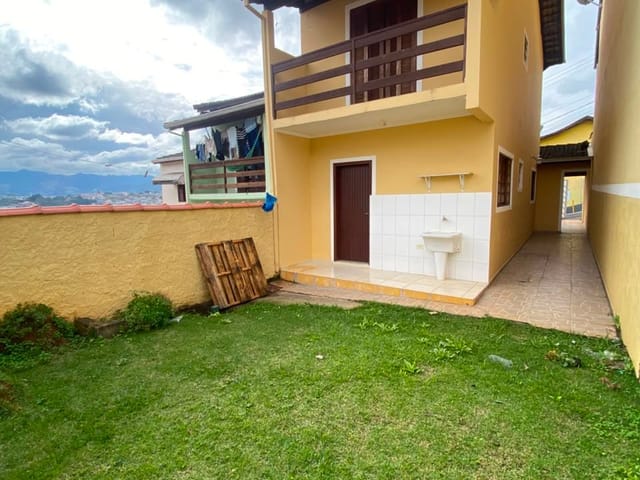 Casa 2 quartos e 2 banheiros, para alugar, no bairro Morbidelli em Extrema